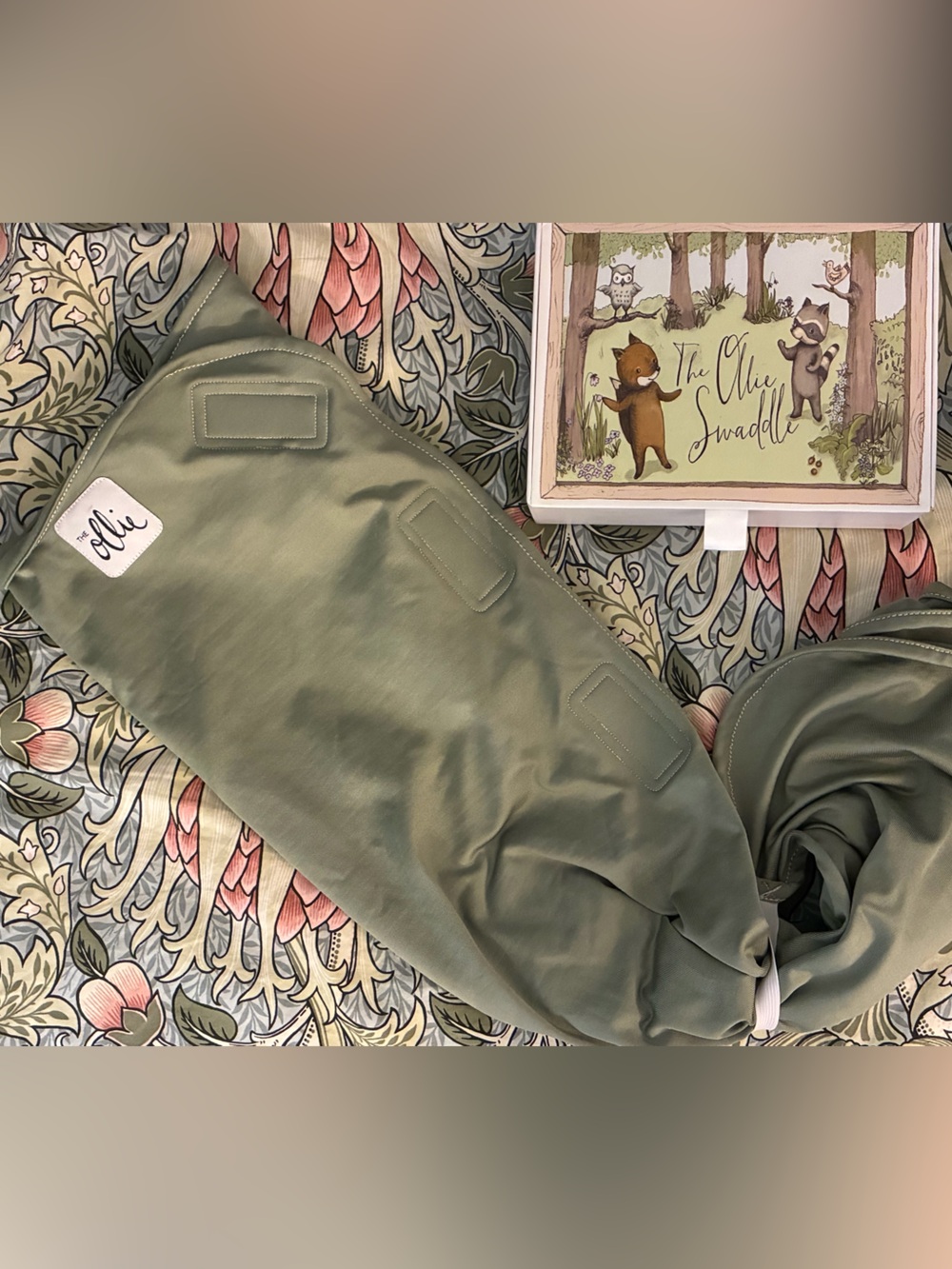 Ollie Olive Green Velcro Swaddle